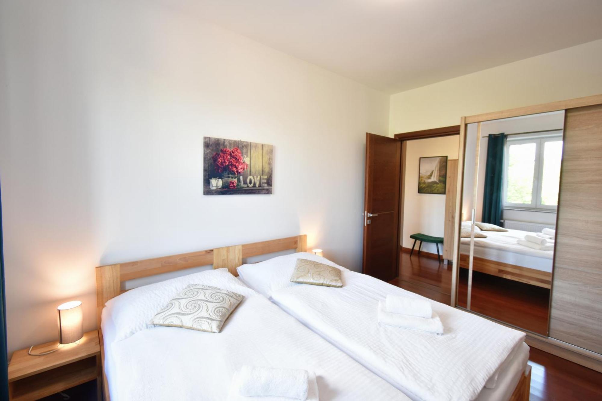 Rezidence Moser Family Apartments カルロヴィ・ヴァリ エクステリア 写真